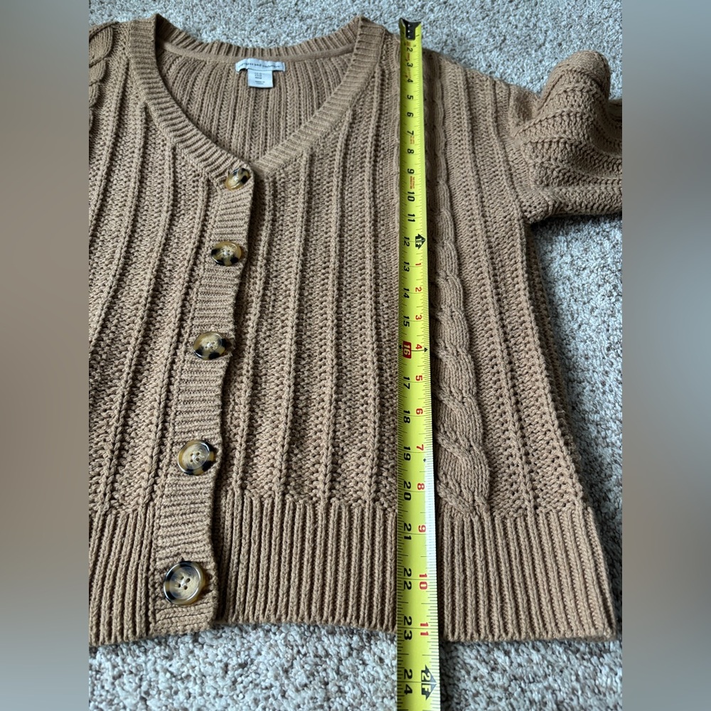 Cupcakes & Cashmere  Tan-Camel Cardigan Sweater Cable Knit Preppy Women’s Medium - Picture 8 of 8